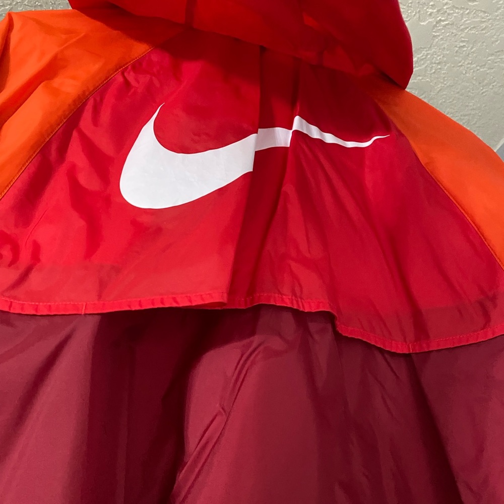 Nike jacket - Picture 3 of 4